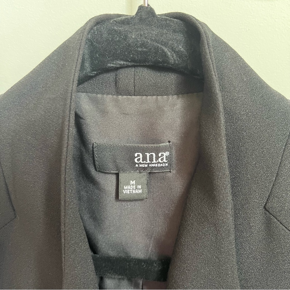 a.n.a Black Asymmetrical Blazer with Waterfall Front - Size Medium - Picture 4 of 7